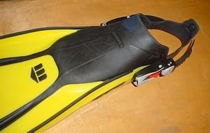 heel strap fin